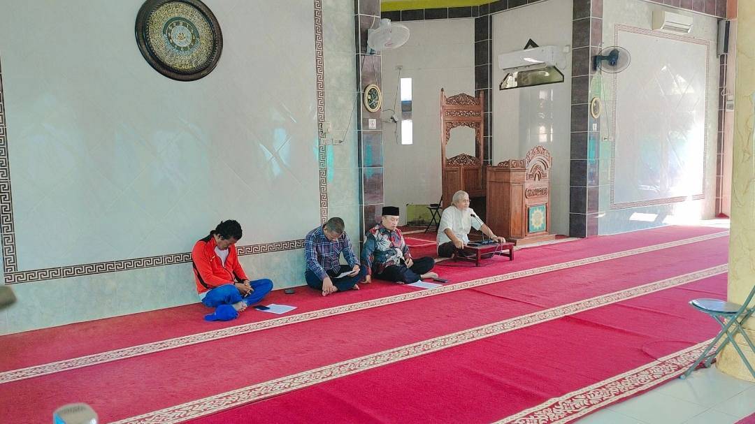 Kegiatan pengajian bersama ustadz H. Erdian, S.Ag